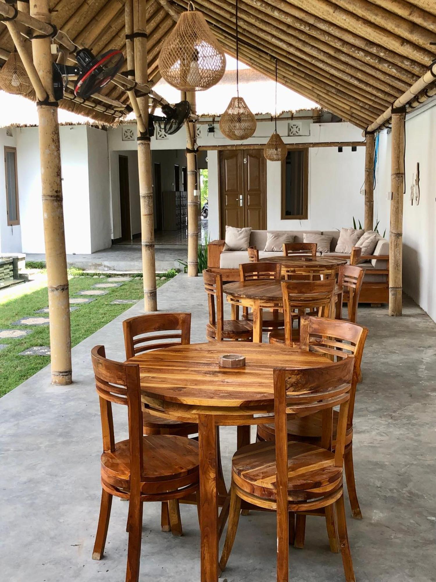 Nomad Tropical Hostel Canggu Dalung  外观 照片